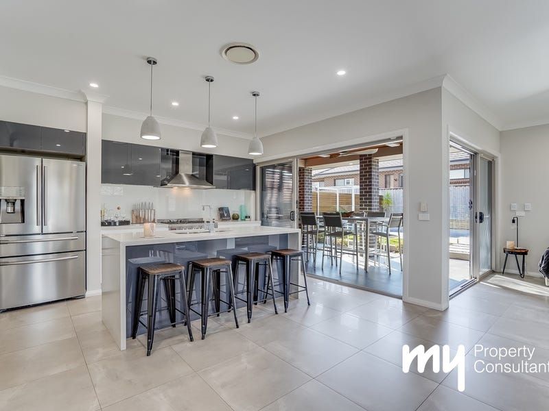 20 Minya Crescent, Gledswood Hills NSW 2557, Image 0