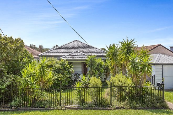Picture of 2 Phillips Avenue, WEST WOLLONGONG NSW 2500