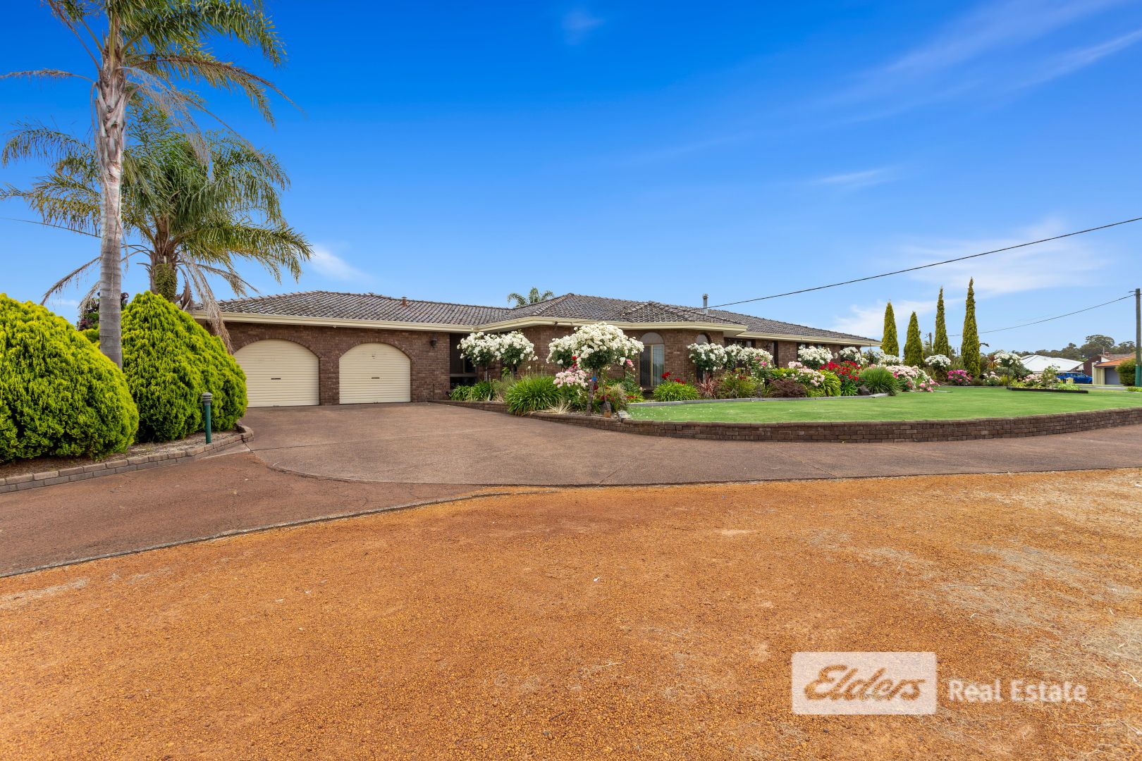 61 Bucktin Street, Collie WA 6225, Image 2