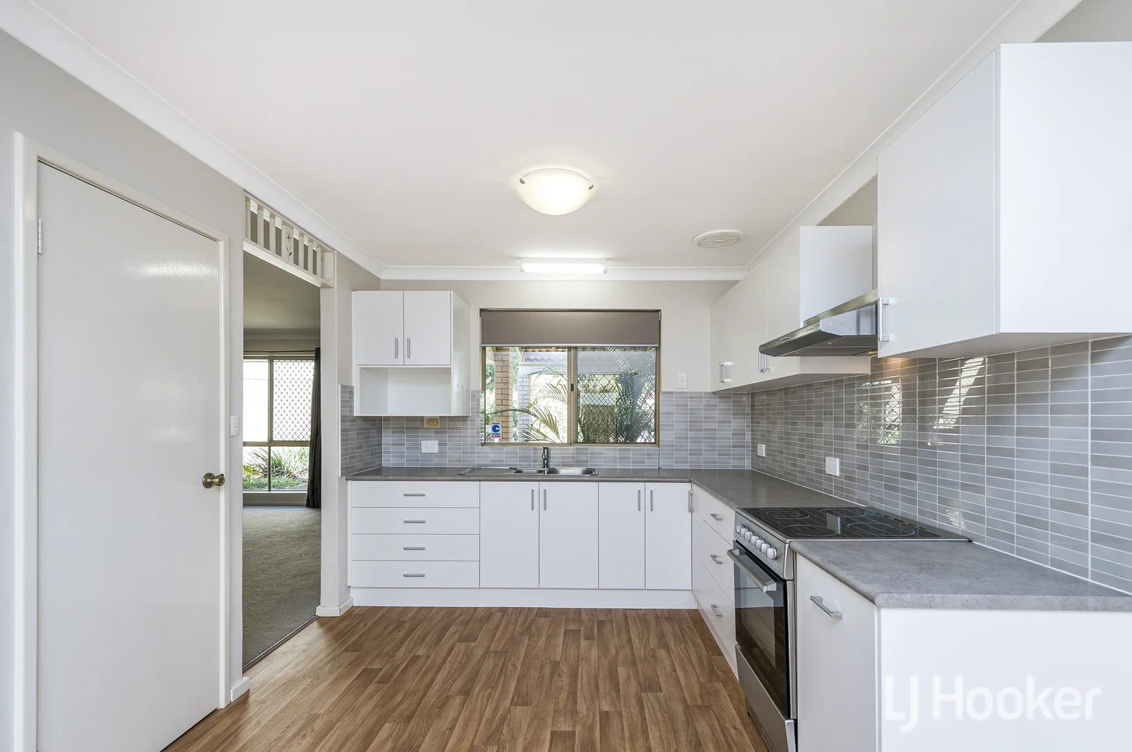 Additional image 10 of 2/20 Charlton Place, Thornlie WA 6108