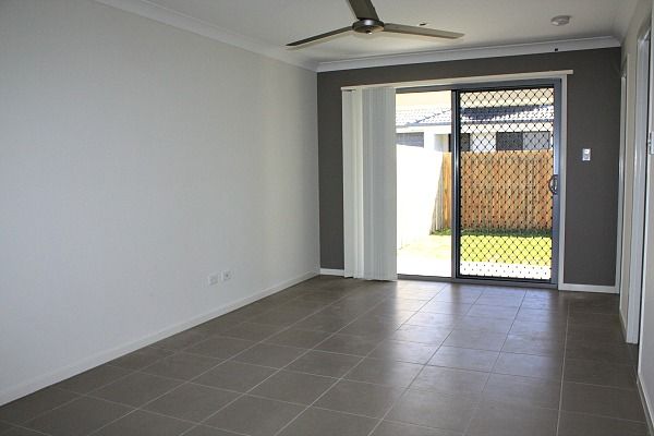 2/48 Pendragon Street, Raceview QLD 4305, Image 2