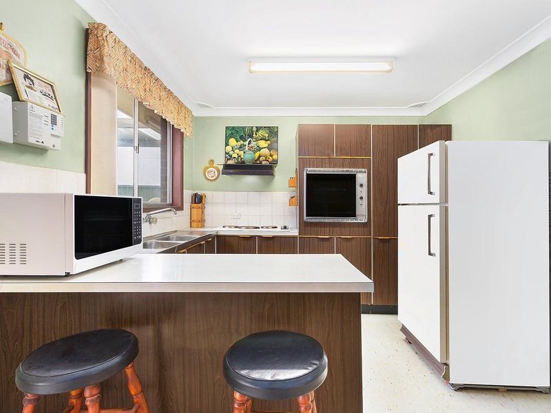 13 Oulton Street, Prospect NSW 2148, Image 2