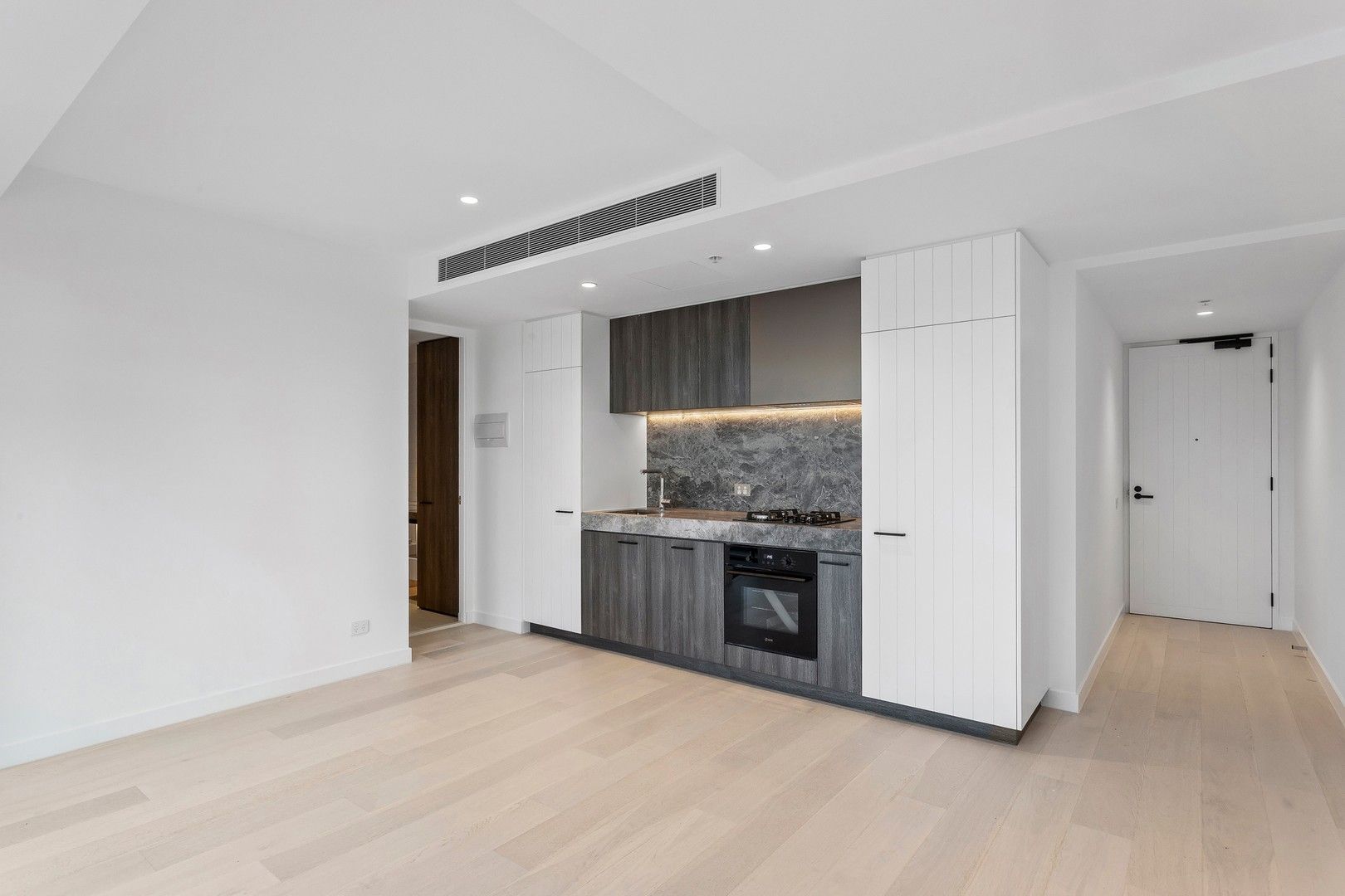 1 bedrooms Apartment / Unit / Flat in 801/11 Wellington Street COLLINGWOOD VIC, 3066