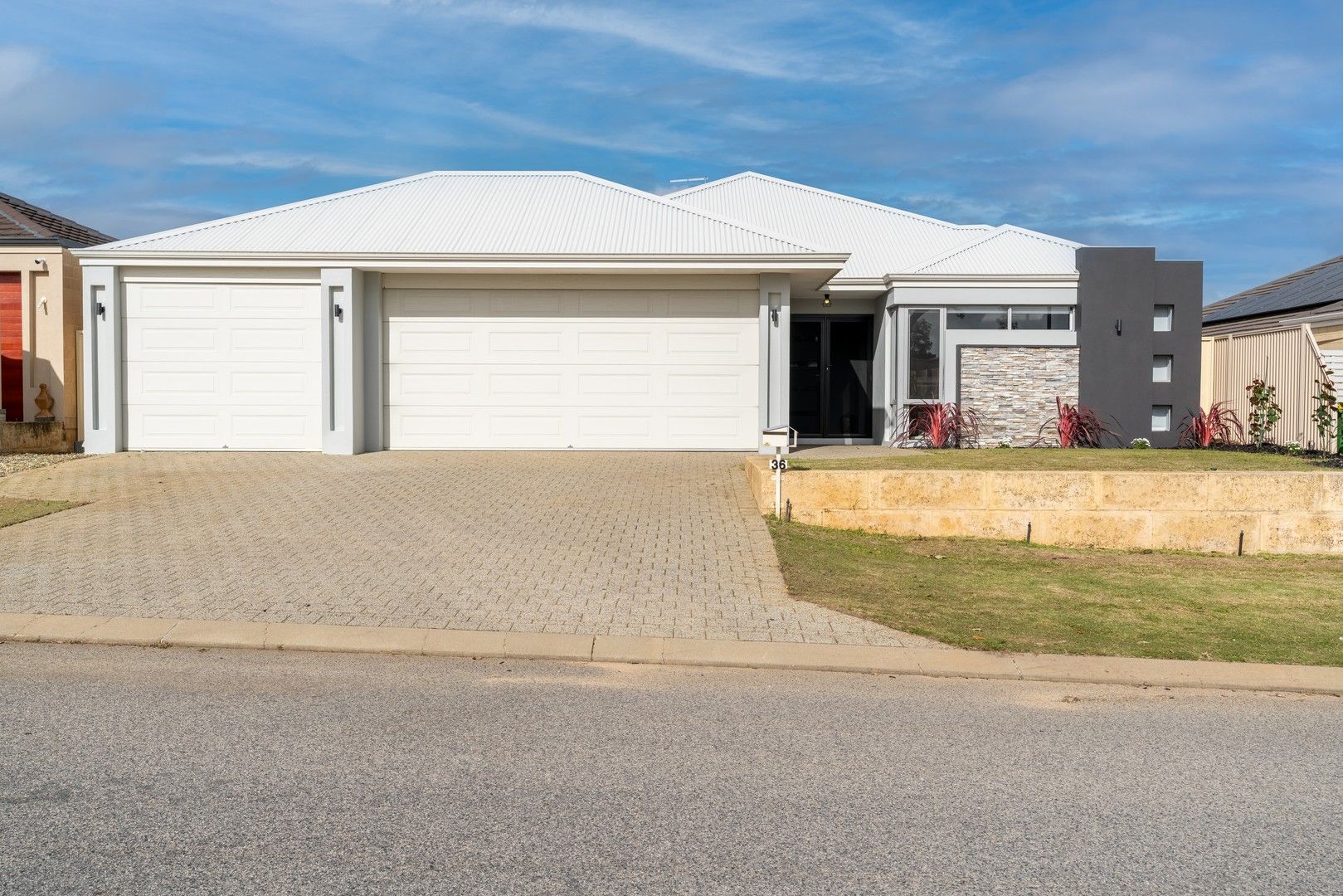 3 bedrooms House in 36 Mentor Street BALDIVIS WA, 6171