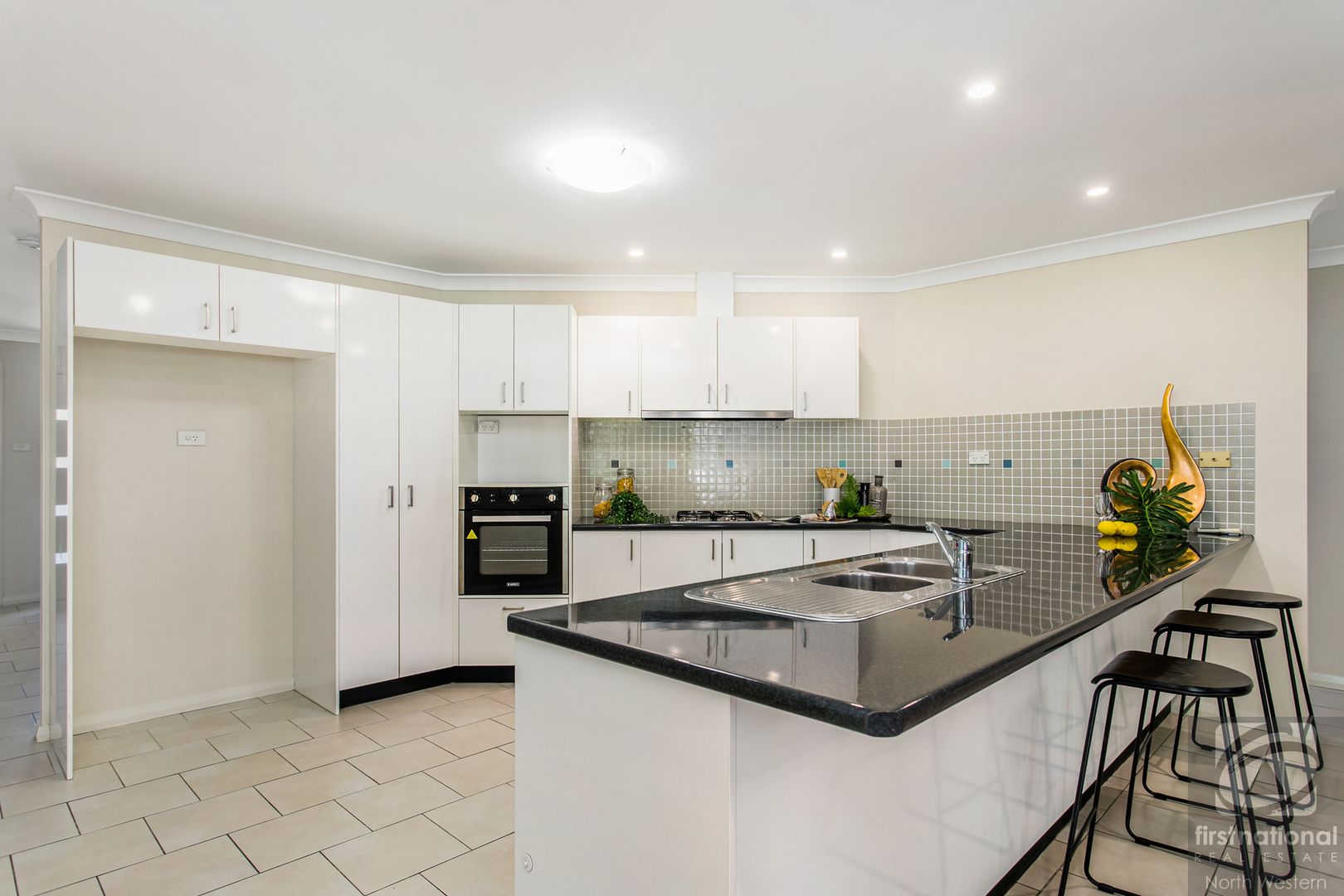 49 Torbert Avenue, Quakers Hill NSW 2763, Image 2