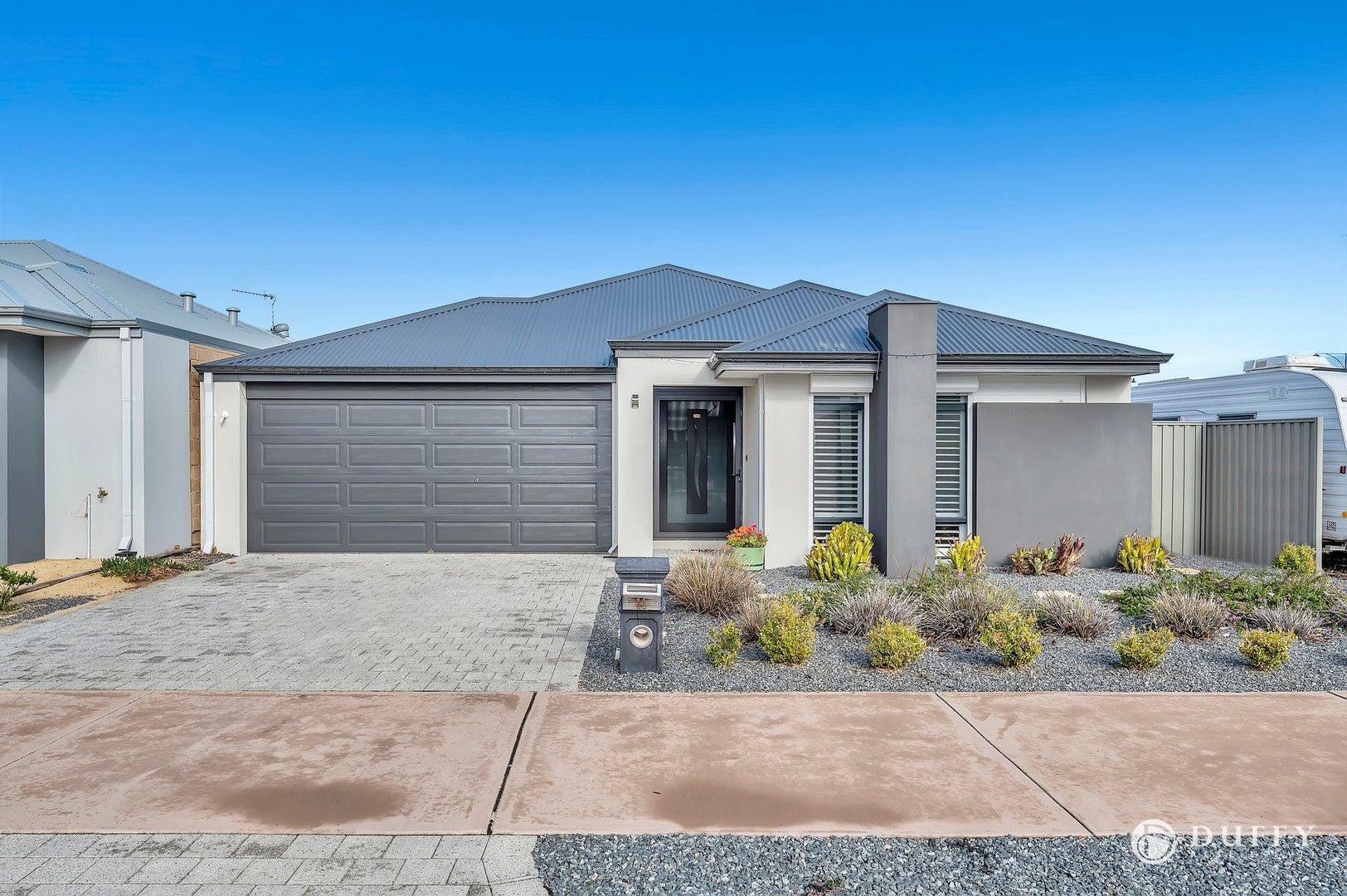 3 bedrooms House in 11 Dundip Pass SOUTH YUNDERUP WA, 6208