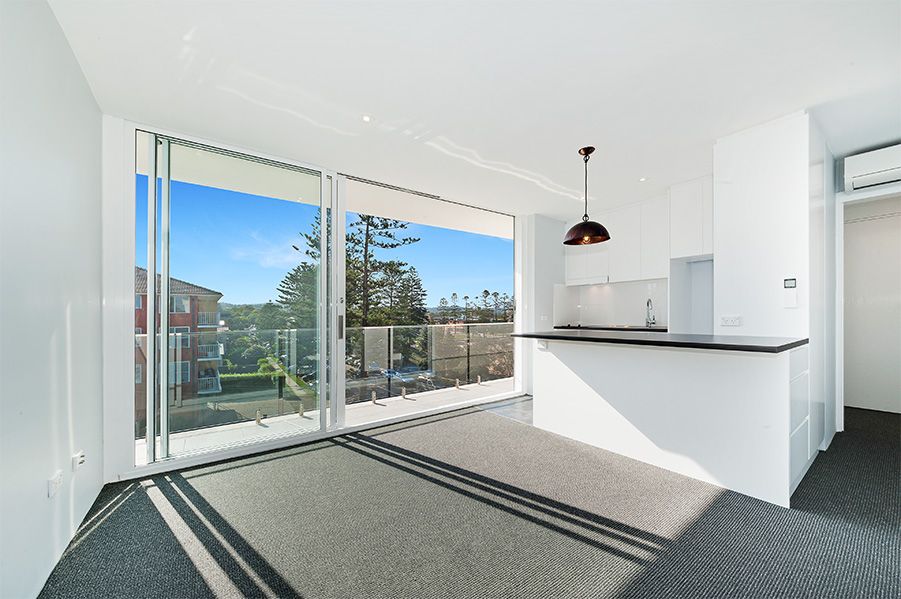 17/2 Monash Parade, Dee Why NSW 2099, Image 0