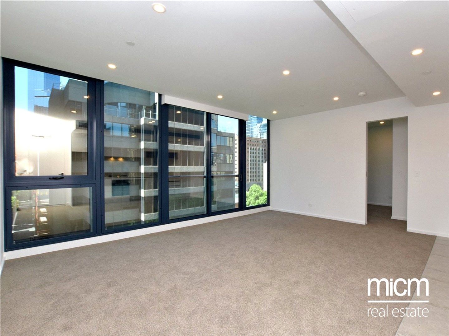 2 bedrooms Apartment / Unit / Flat in 602/560 Lonsdale Street MELBOURNE VIC, 3000