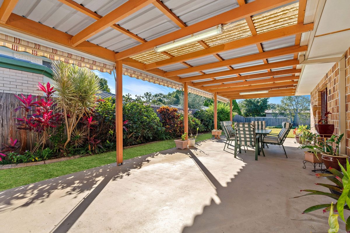 33 Cosmos Avenue, Banksia Beach QLD 4507, Image 2