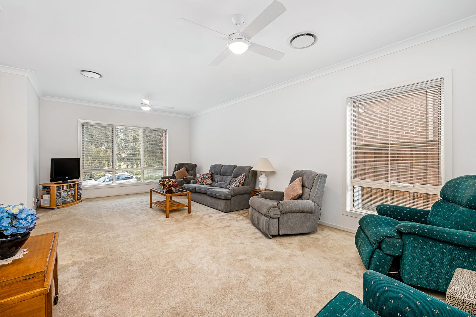 16 Montefiore Avenue, West Hoxton NSW 2171, Image 2