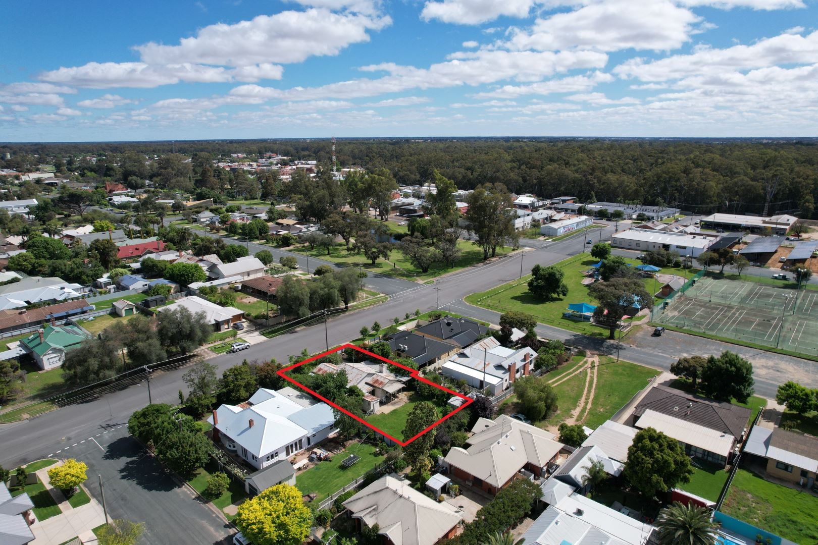 70 Junction Street, Deniliquin NSW 2710, Image 0