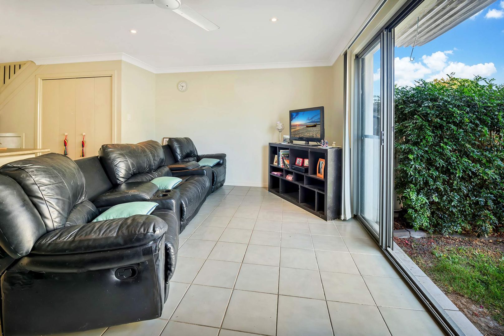 2/5 Park Esplanade, Coomera QLD 4209, Image 2