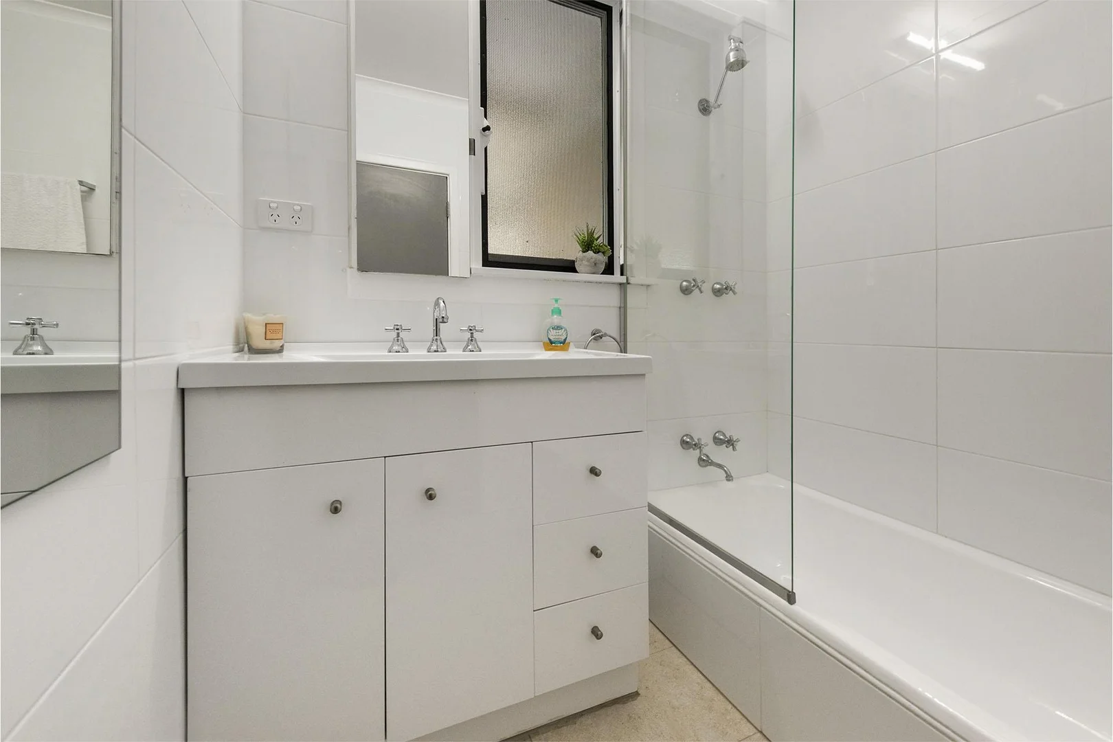 Additional image 10 of 49 Jinda Road, Koongamia WA 6056