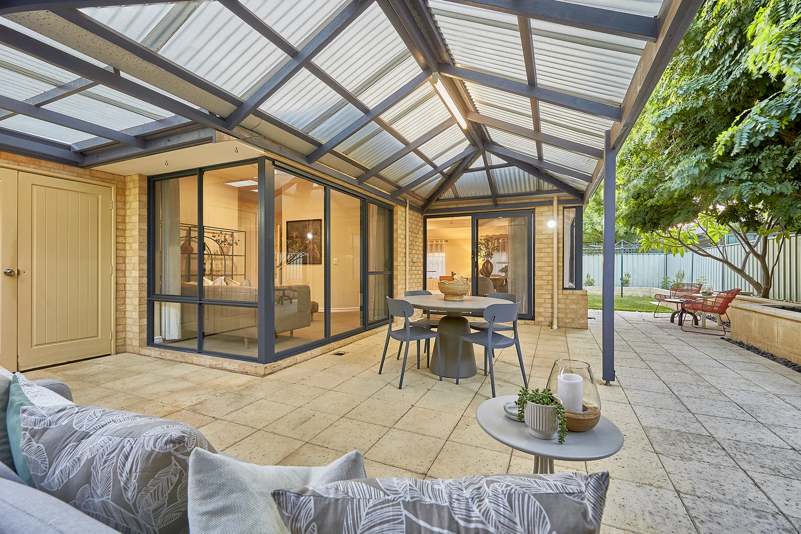 Additional image 21 of 19A Davy Street, Alfred Cove WA 6154