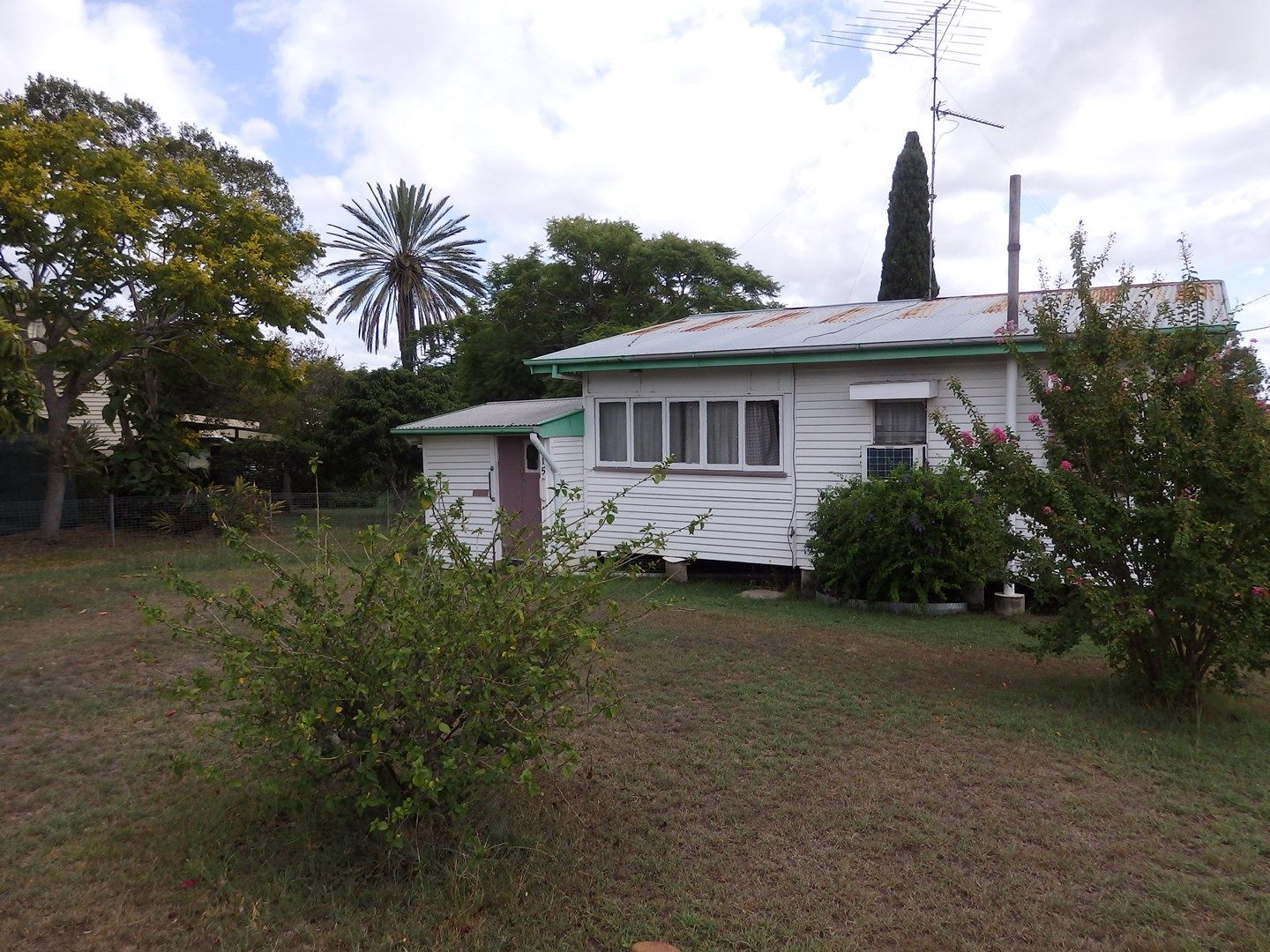 15 Dingyarra Street, Toogoolawah QLD 4313, Image 0