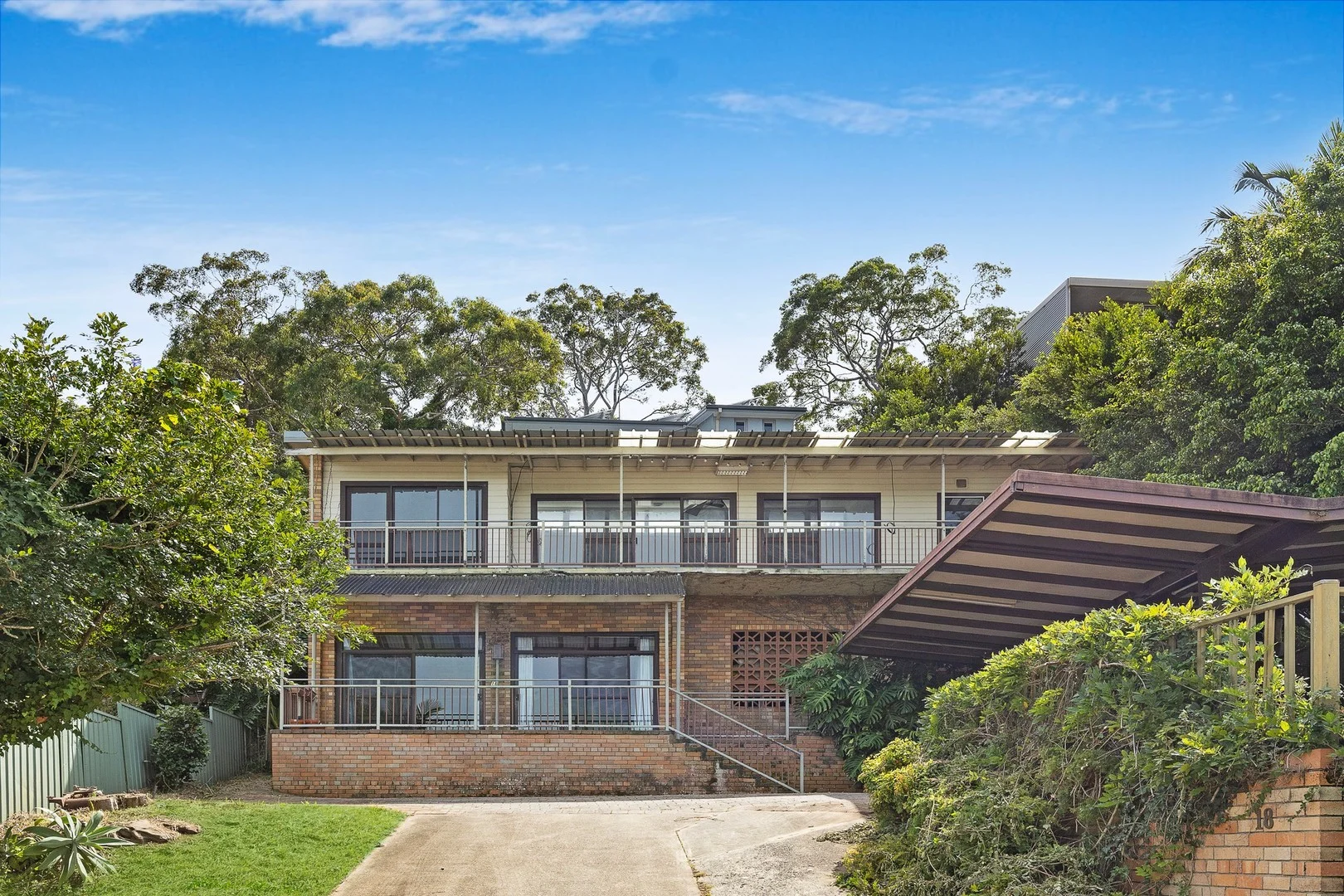 18 Kims Avenue, Lugarno NSW 2210