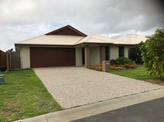 4 bedrooms House in 7 Stately Crescent NARANGBA QLD, 4504