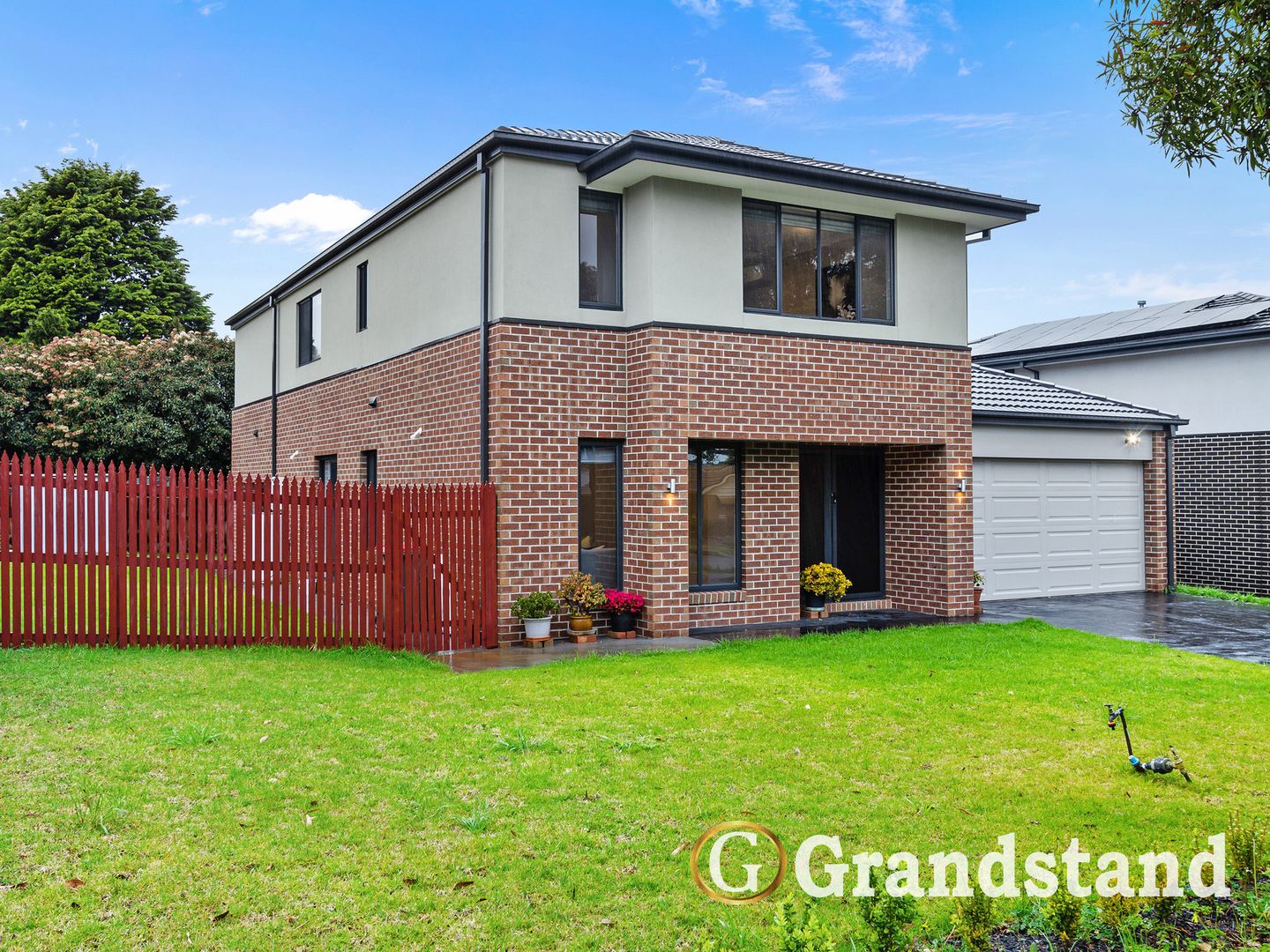 19 AVOCA WAY, Wantirna South VIC 3152, Image 1