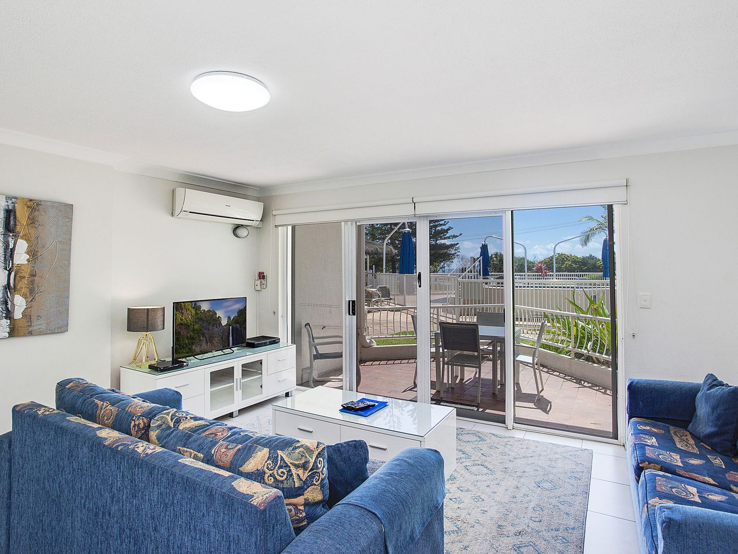 6 136 The Esplanade Burleigh Heads Qld 4220 Apartment