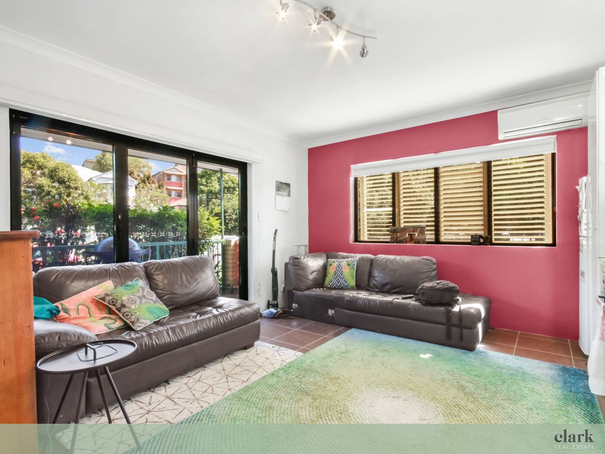 2/18 Reeve Street, Clayfield QLD 4011, Image 1