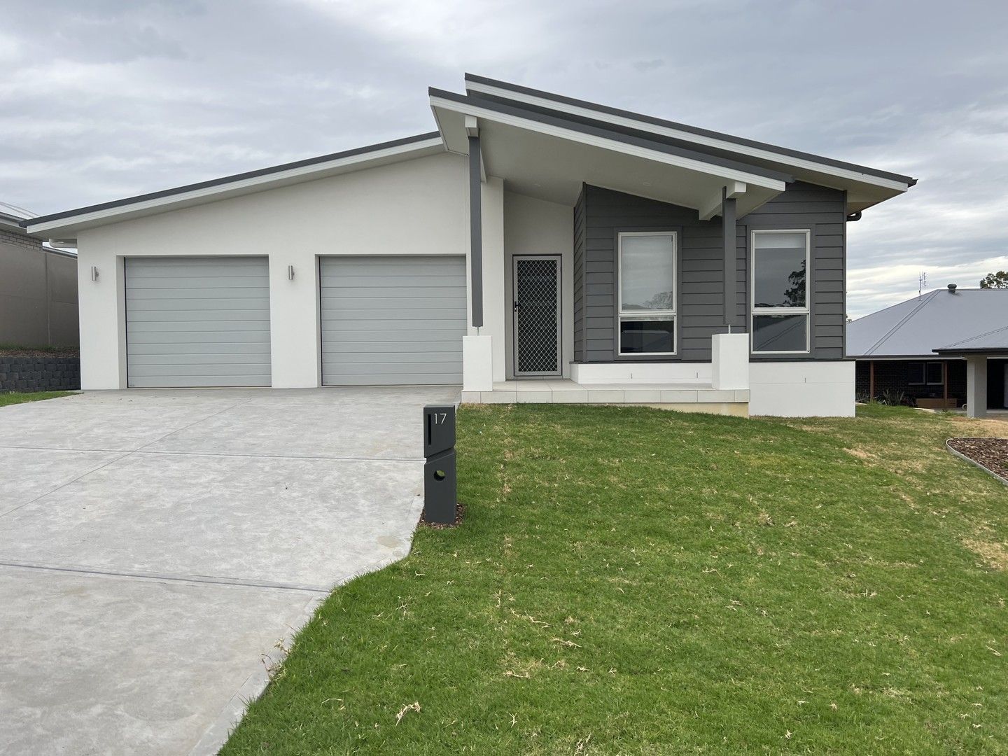 4 bedrooms House in 1/17 Corbett Road NORTH ROTHBURY NSW, 2335