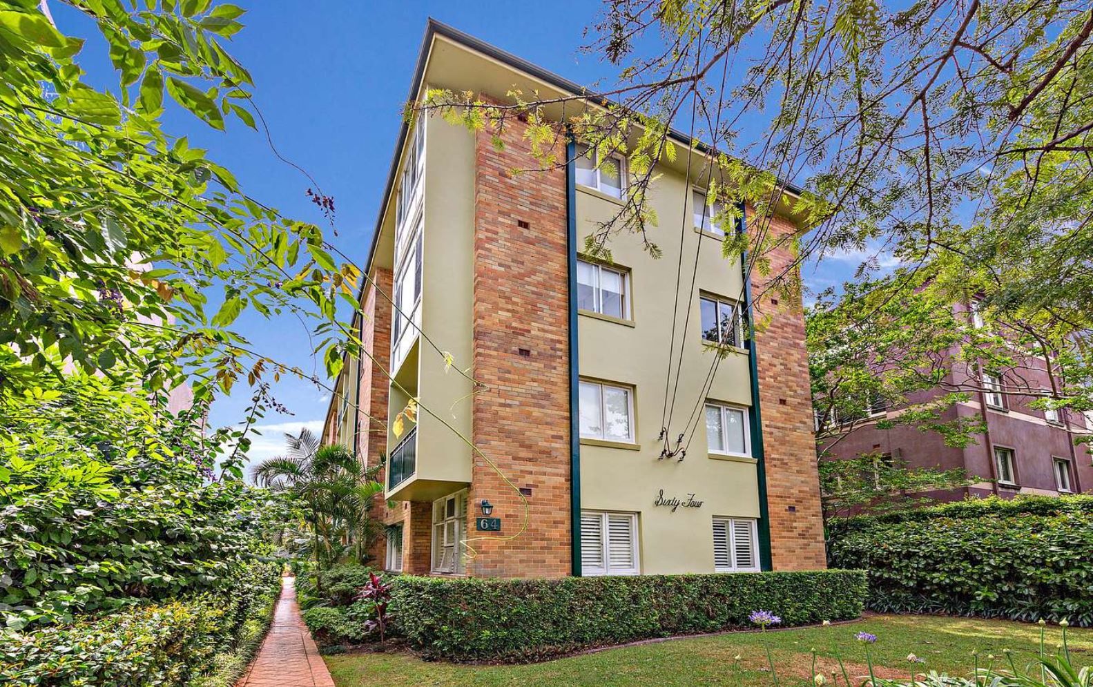 2 bedrooms Apartment / Unit / Flat in 1/64 Ben Boyd Road NEUTRAL BAY NSW, 2089