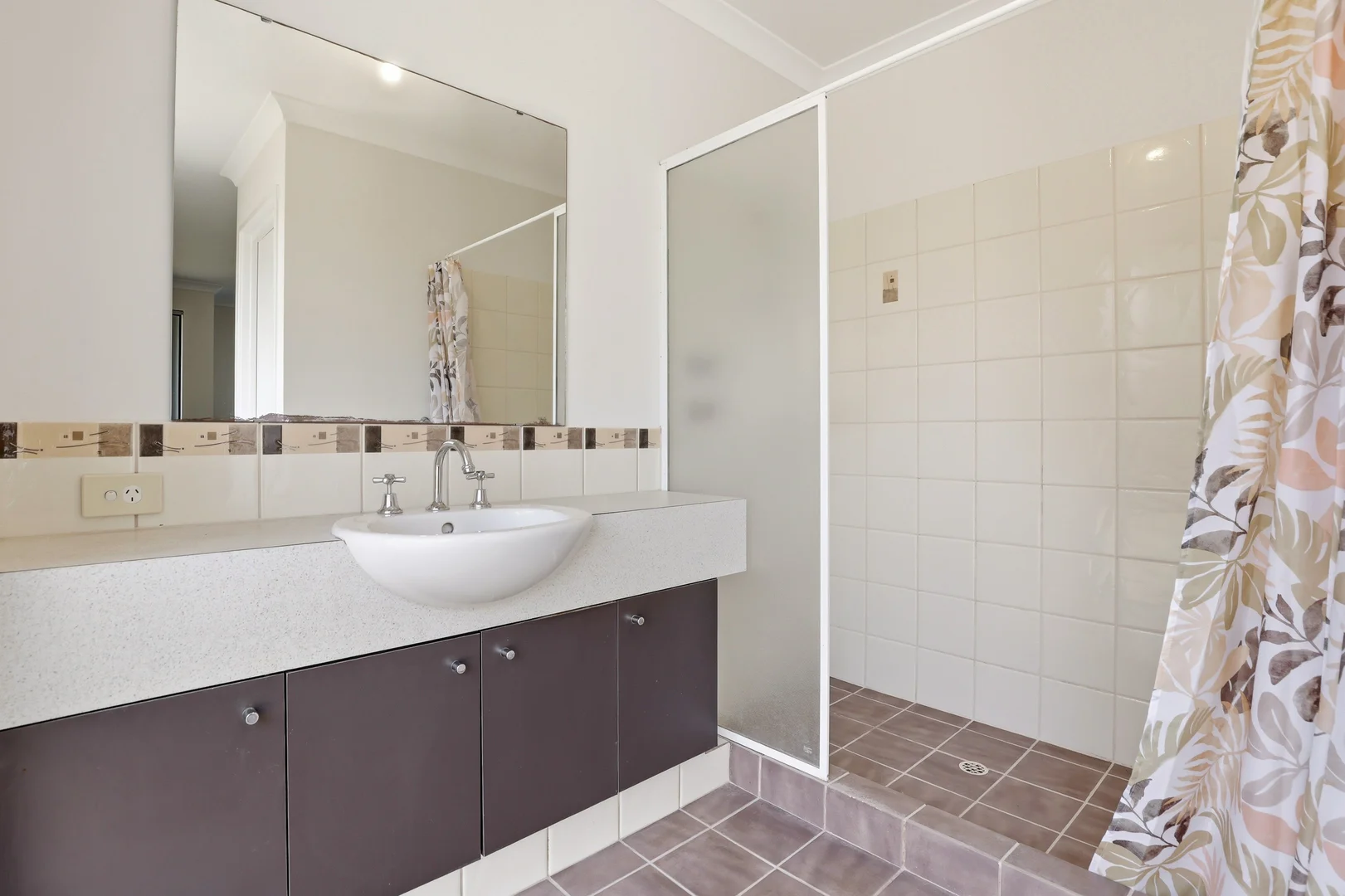 Additional image 5 of 2 Grandmere Parade, Meadow Springs WA 6210