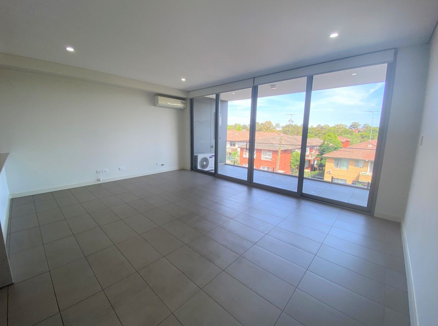 2 bedrooms Apartment / Unit / Flat in 201/250 Wardell Road DULWICH HILL NSW, 2203