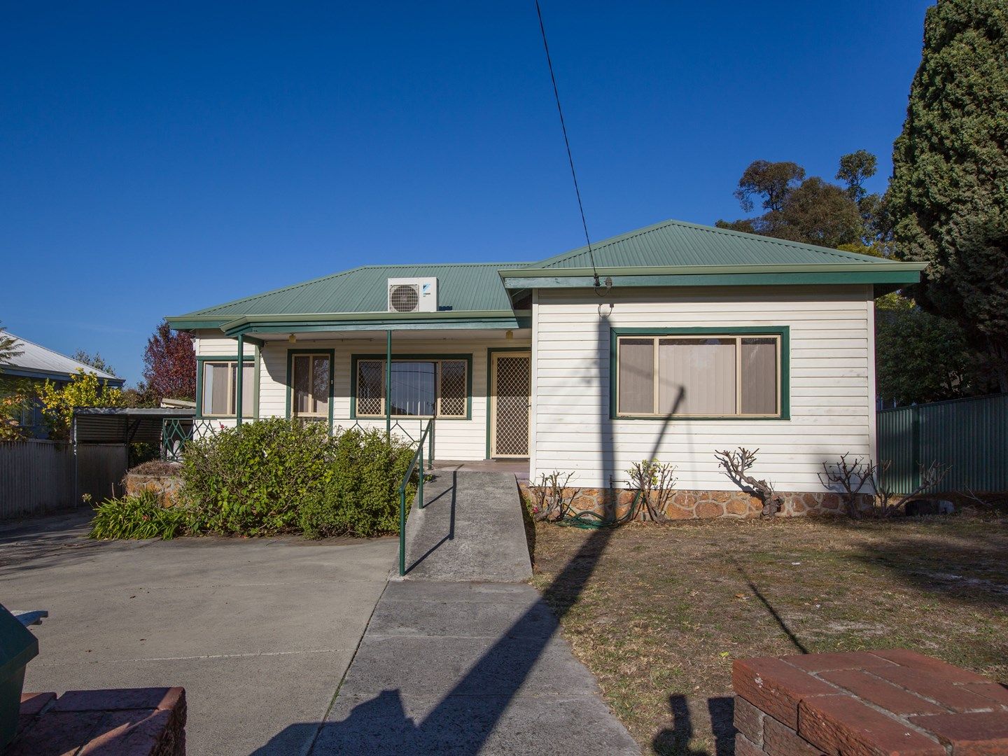 39 Deakin Street, Collie WA 6225, Image 0