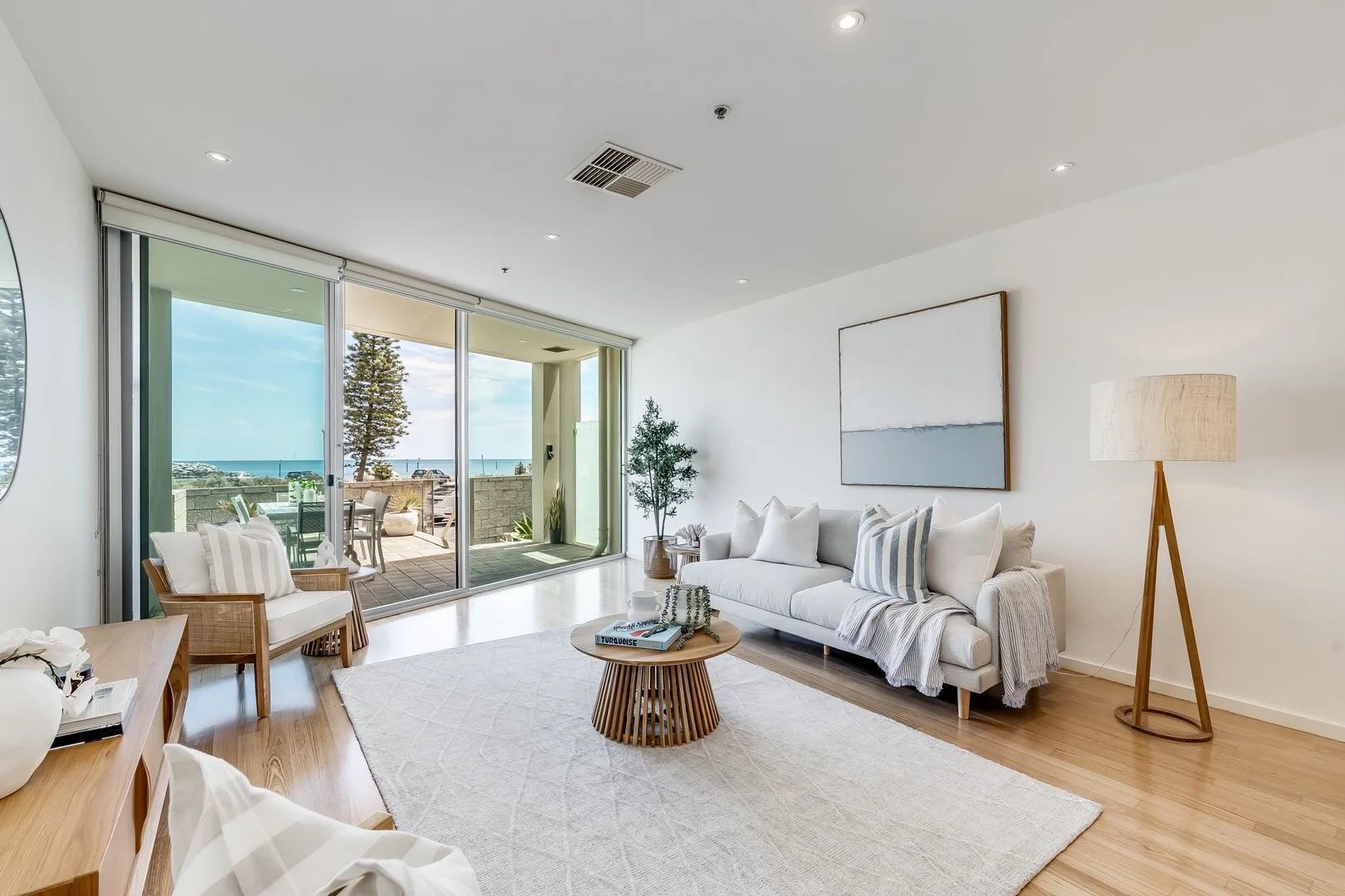 1/1 North Esplanade, Glenelg North SA 5045