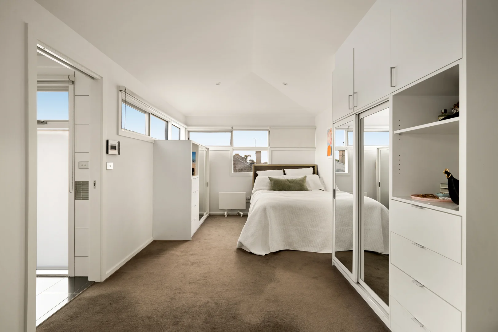 Additional image 14 of 17 Madden Street, Albert Park VIC 3206