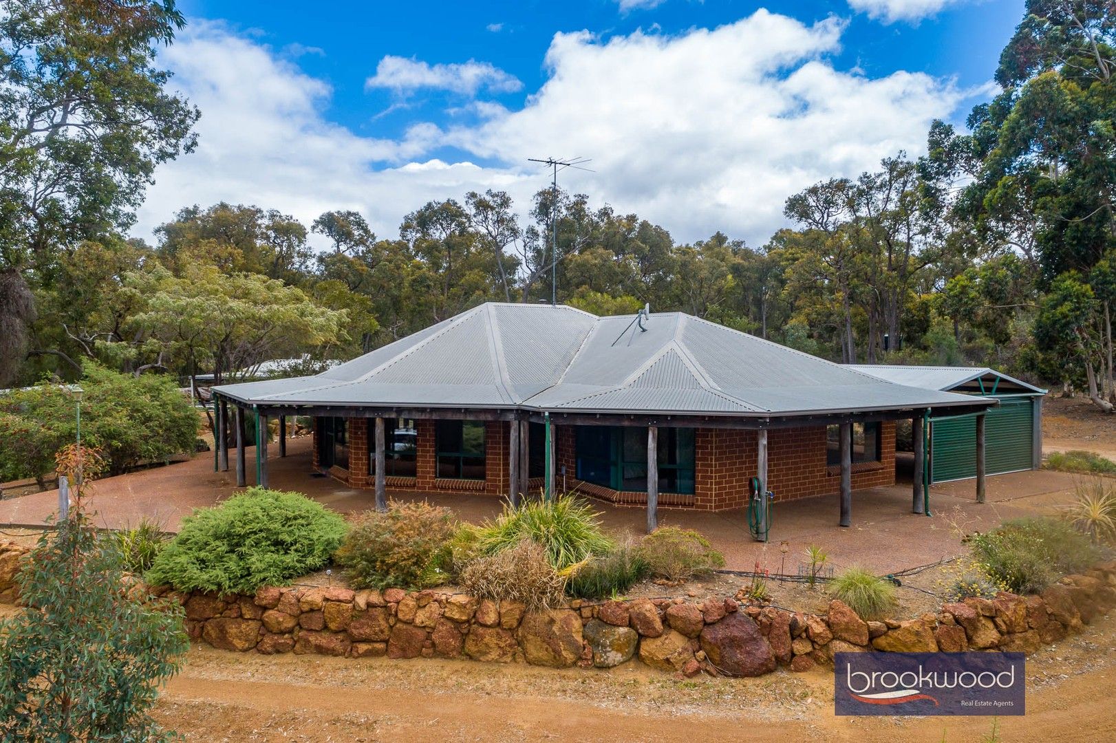 327 Red Brook Circle, Morangup WA 6083, Image 0