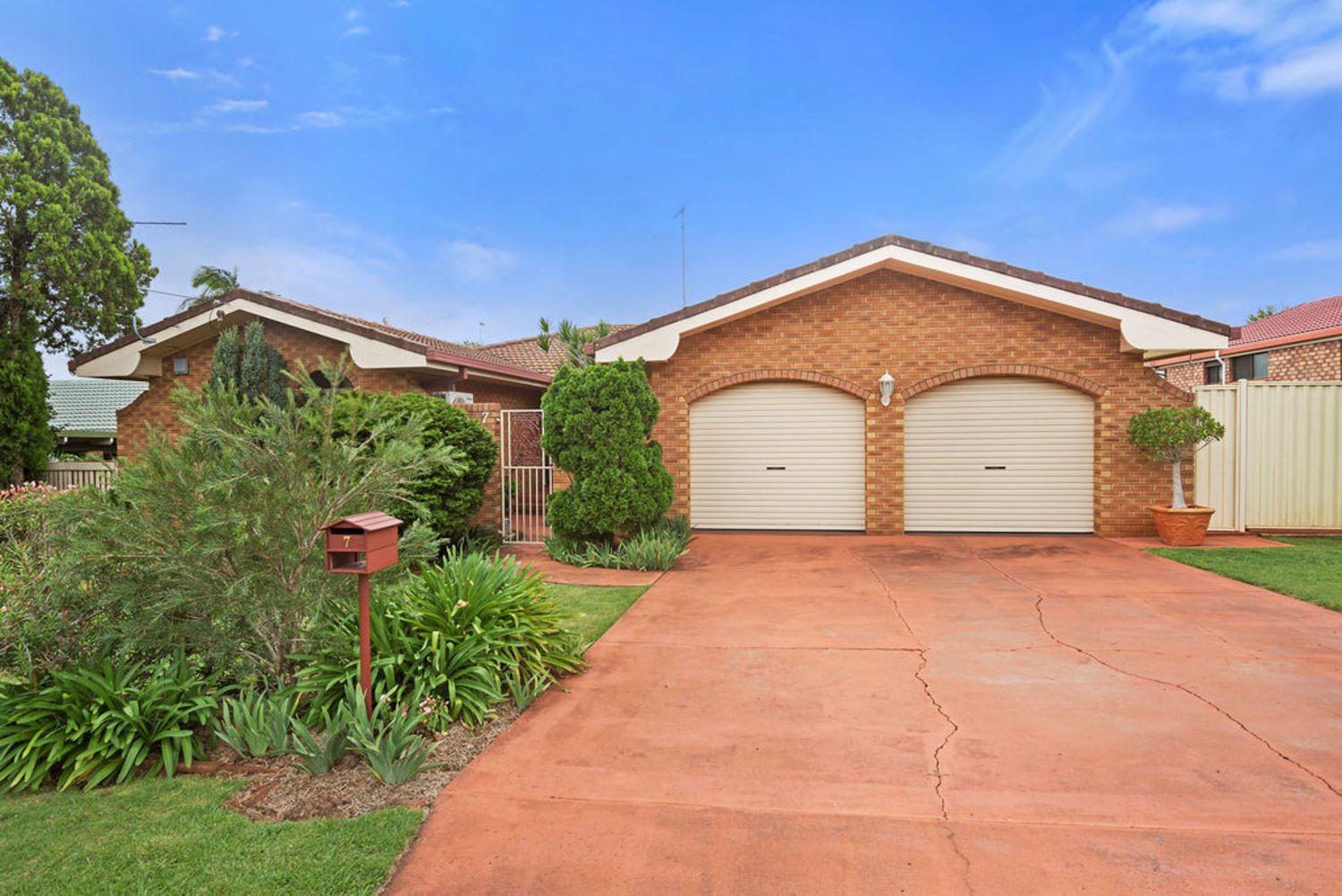 7 Orchid Street, Centenary Heights QLD 4350, Image 1