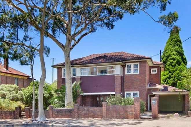 Picture of 7 Pittwater Road, GLADESVILLE NSW 2111