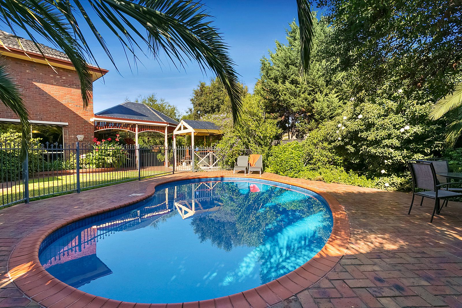 1 Isabella Vine Place, Gowanbrae VIC 3043, Image 2