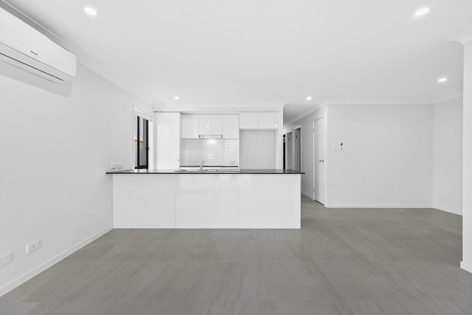 4 bedrooms Duplex in 1/7 Ratnam Rd REDBANK PLAINS QLD, 4301