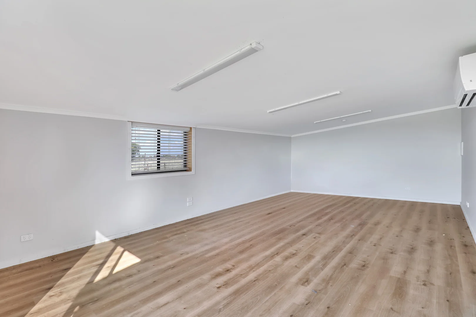 Additional image 15 of 120 Mccrabb Road Road, Deniliquin NSW 2710