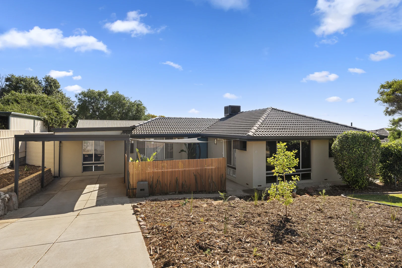 Additional image 2 of 17 Sovereign Street, Hallett Cove SA 5158