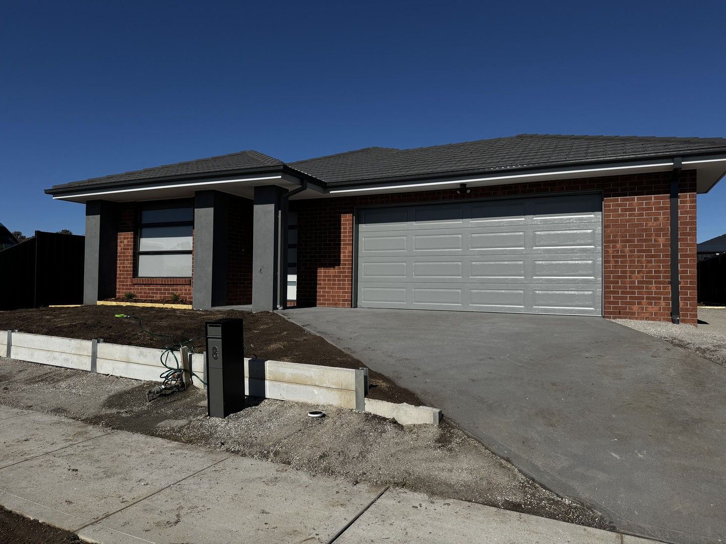 4 bedrooms House in 8 Kingston Street KILMORE VIC, 3764