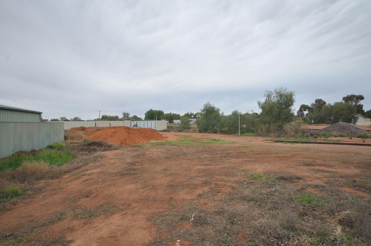 37 Quorn Road, Stirling North SA 5710 Domain