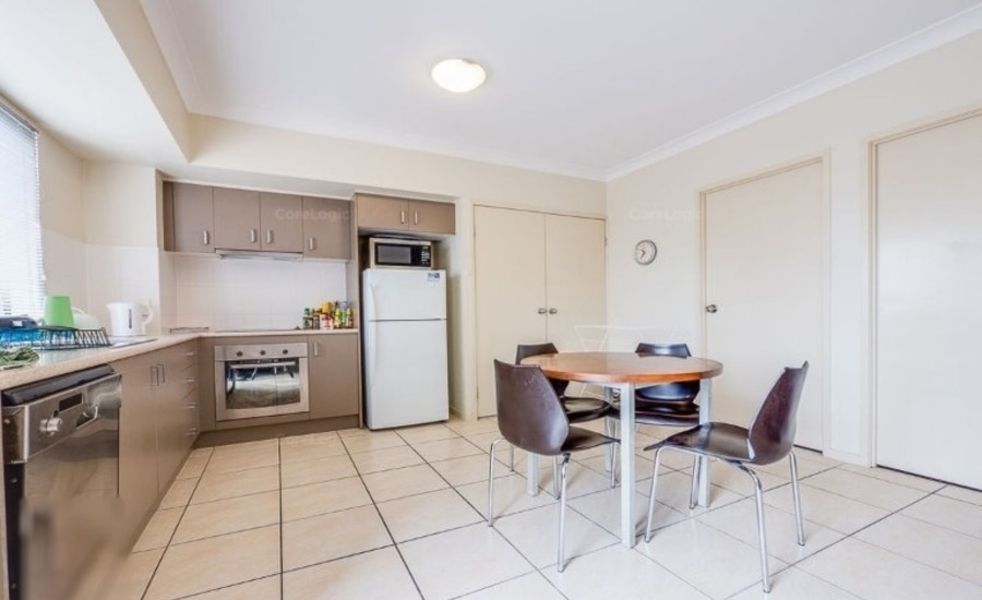 34/1848 Logan Road, Upper Mount Gravatt QLD 4122, Image 2