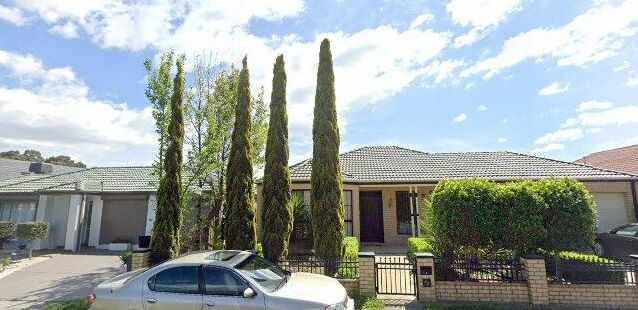 5 bedrooms House in 20 Astley Wynd LYNBROOK VIC, 3975
