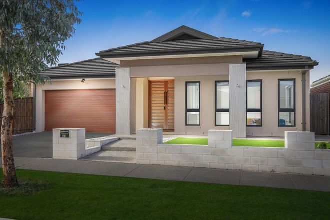 Picture of 28 Medlar Avenue, MANOR LAKES VIC 3024