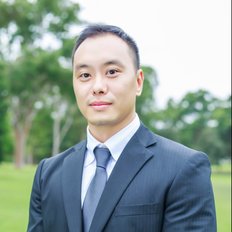 Andrew Li, Property manager