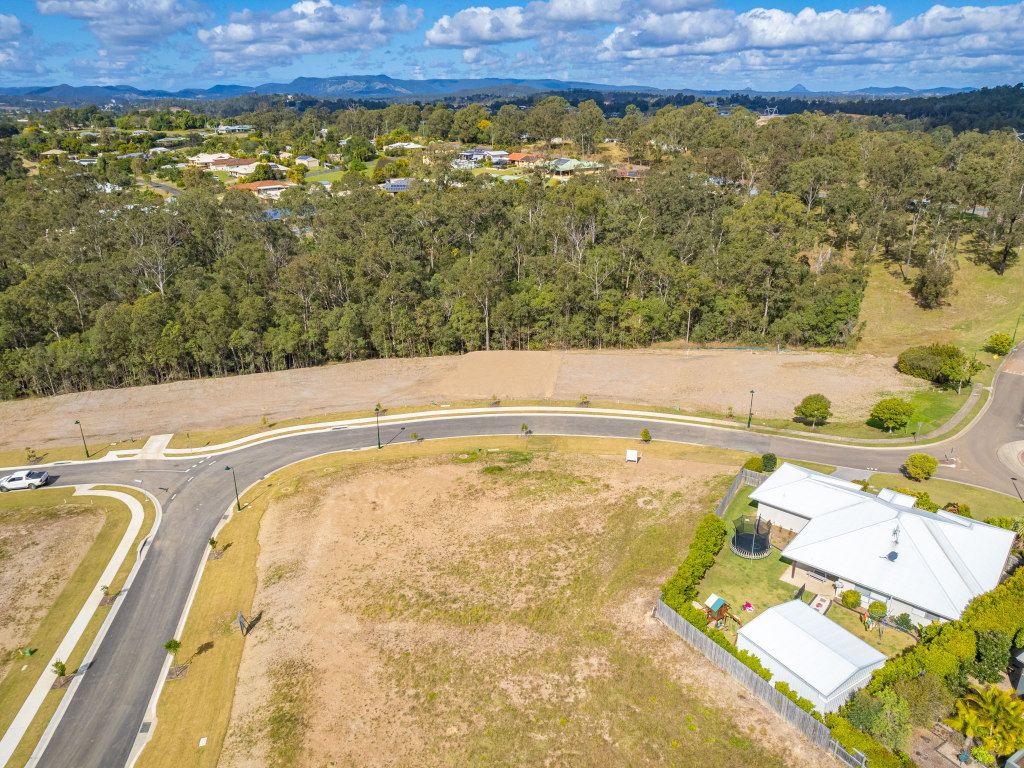 3 Scenic Drive, Southside QLD 4570, Image 2