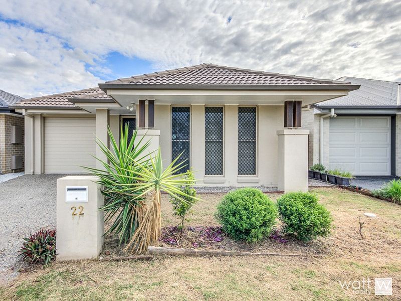 3 bedrooms House in 22 Hinchinbrook Avenue FITZGIBBON QLD, 4018