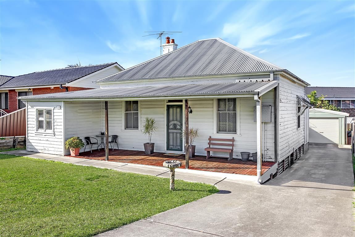 68 RUNCORN ST, St Johns Park NSW 2176, Image 0