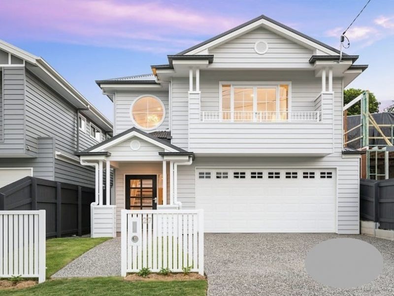 4 bedrooms House in  CARINA QLD, 4152