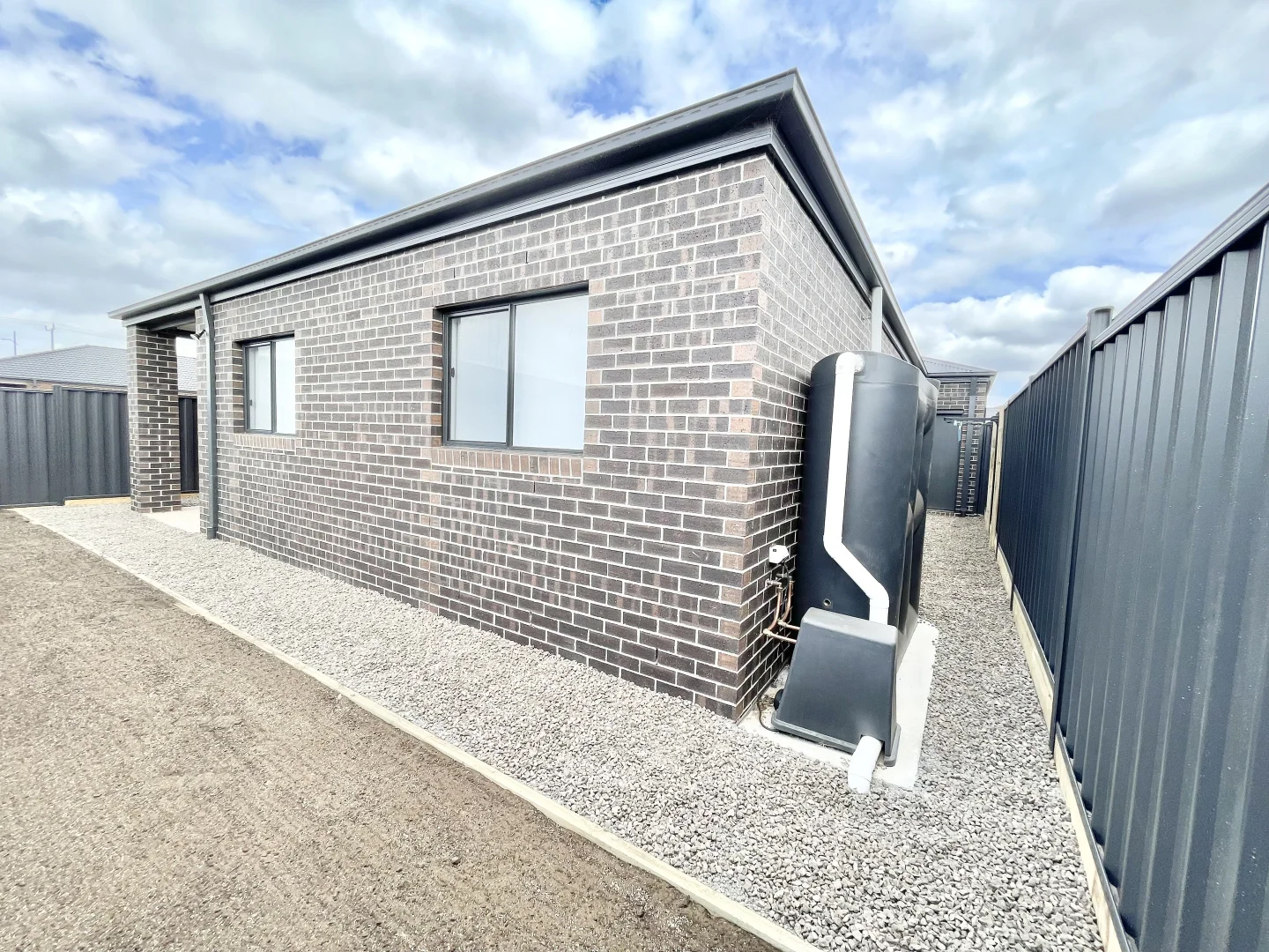 Additional image 25 of 11 Starthistle Approach, Rockbank VIC 3335