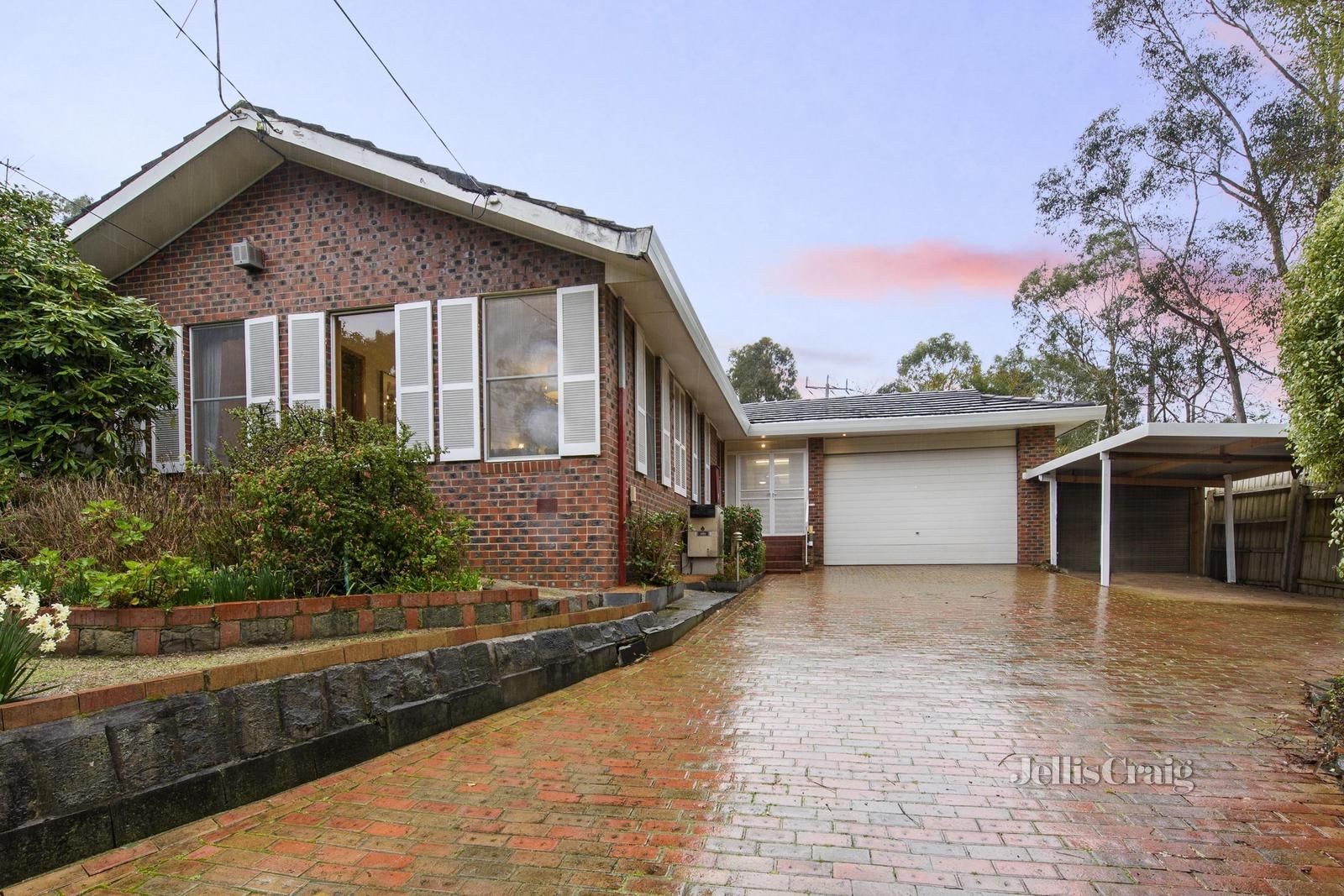 2 Warnes Road, Mitcham VIC 3132, Image 0